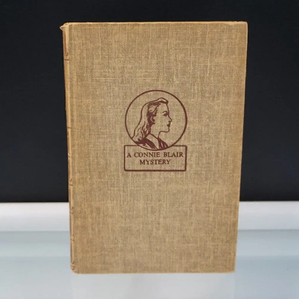 Connie Blair Mystery The Clue In Blue By Betsy Allen Vintage 1948 Hardcover